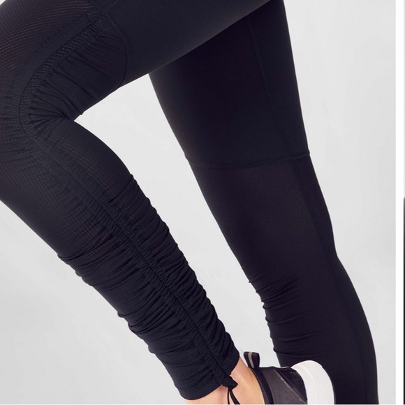 Fabletics Cashel Foldover PureLuxe Legging in black size medium - Picture 3 of 8